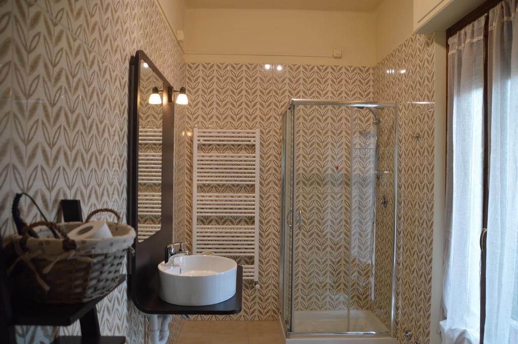B&B In Villa Чивитанова Марке Екстериор снимка